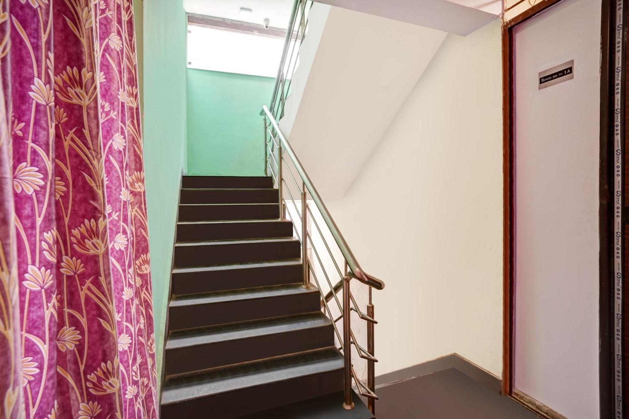 Dhanbād Super Hotel O Grill Inn מראה חיצוני תמונה